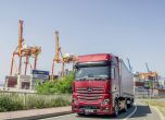Новият Mercedes Actros смени огледалата с камери 18