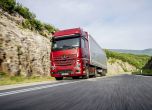 Новият Mercedes Actros смени огледалата с камери 19