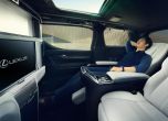 Първият миниван на Lexus е факт 6