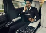 Първият миниван на Lexus е факт 10