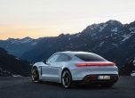 Това е електрическото Porsche Taycan 10