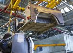 Двумилионният Land Rover Defender събира пари за 