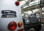 Двумилионният Land Rover Defender събира пари за 