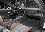 ВИДЕО: Porsche 911 R играе криеница със сателит 29