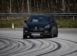 Renault Sport празнува 40 години с уникално Clio R.S. 16 14