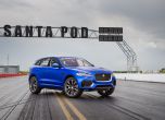  Jaguar F-Pace с уникално шофиране на две гуми (видео) 11
