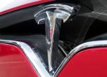 Tesla представи къса версия на Model X 6
