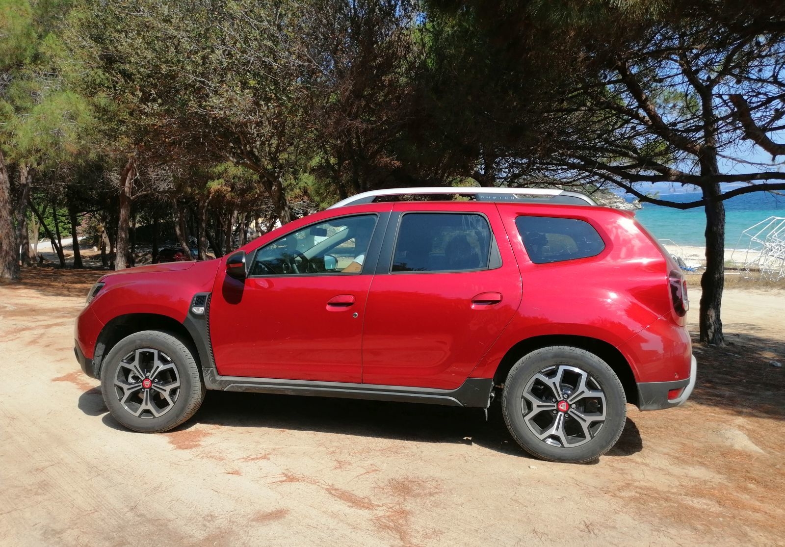    Dacia Duster Red  Line