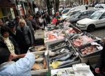 Опашки блокират Женския пазар преди Никулден