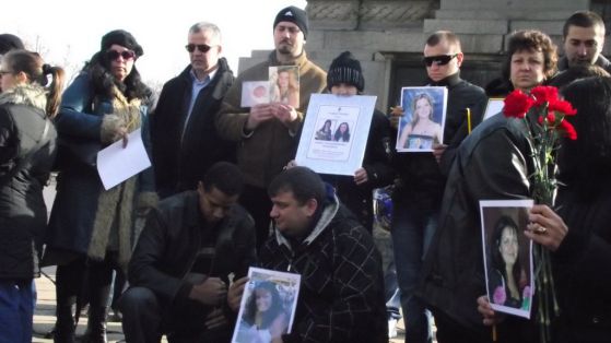 Близки на починали родилки ще съдят "Шейново"
