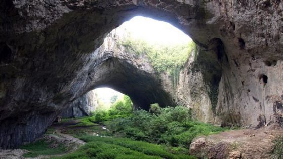 Деветашката пещера Снимка: БГНЕС