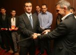 Министър Нейков разрешава спора между волейбола и художествената гимнастика