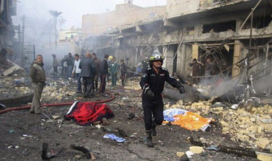 Взривовете в Ирак отнеха живота на над 70 души 