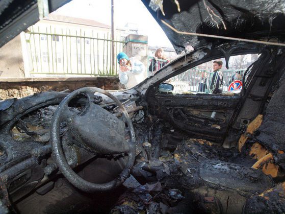 Палеж унищожи поредна кола в София