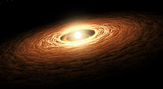 Новооткрита звезда хвърля светлина върху зараждането на слънчевите системи