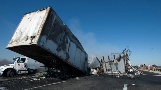 10 загинали и 18 ранени след верижна катастрофа във Флорида  