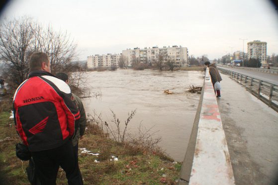 Прелялата река Харманлийска. Снимки:БГНЕС