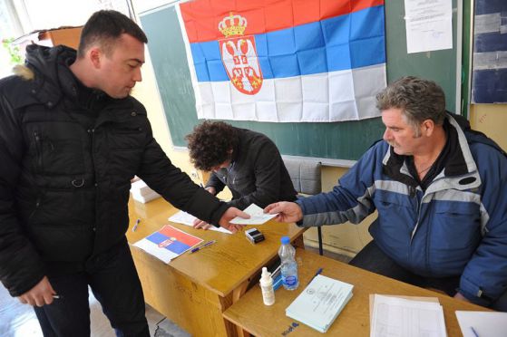 Северно Косово, референдум на сърбите 14 и 15 февруари 2012. БГНЕС5