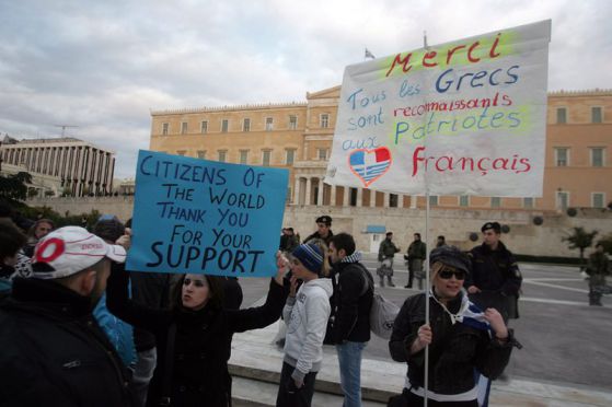 Протести в Атина заради срещата на Еврогрупата 