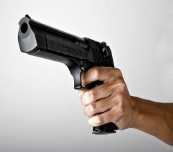 Полицай застреля двама заради паркомясто в Гостивар 