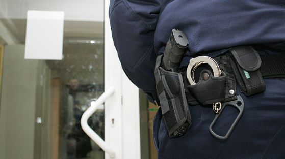 Полицай пострада при сбиване в центъра на София