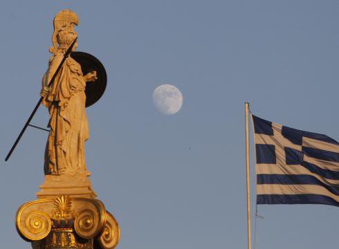 Гърция пак прескочи фалита