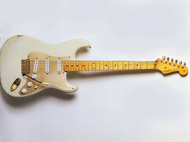  Fender Stratocaster