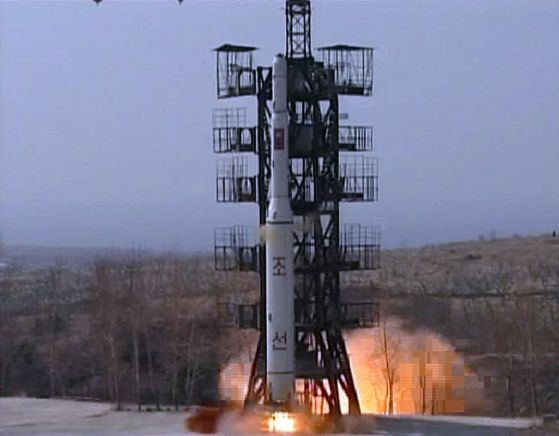 Северна Корея нарушава резолюция на ООН с ракета