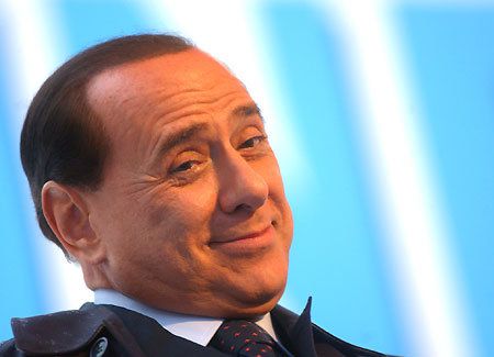 Берлускони с нови апетити към властта