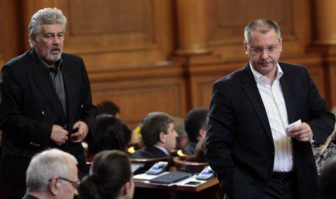 "Коалиция за България" внесе вот за недоверие, Снимка: БГНЕС