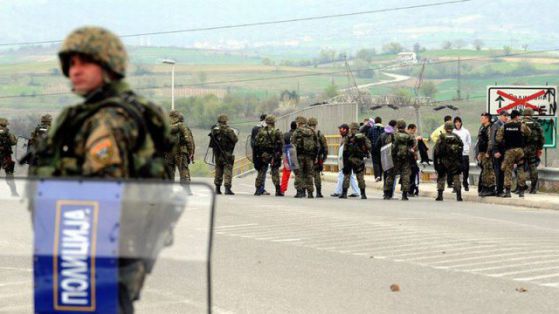 Македония погребва жертвите на петорното убийство