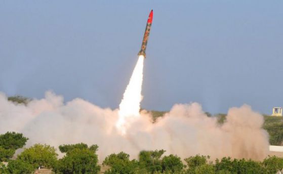 Русия засече изстреляни балистични ракети край Сирия (обновена)