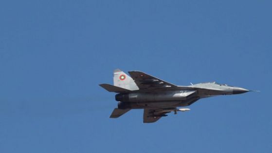 Протекъл резервоар подпалил военния самолет МиГ-29