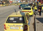 „Жълт“ протест на такситата във Варна