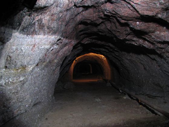 Миньор загина в рудник в Мадан
