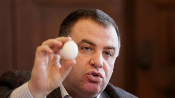 Яйцата на Найденов са по-здравословни от цигарите. Снимка: БГНЕС