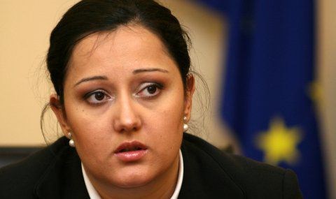 Лиляна Павлова, министър на регионалното развитие. Снимка: БГНЕС