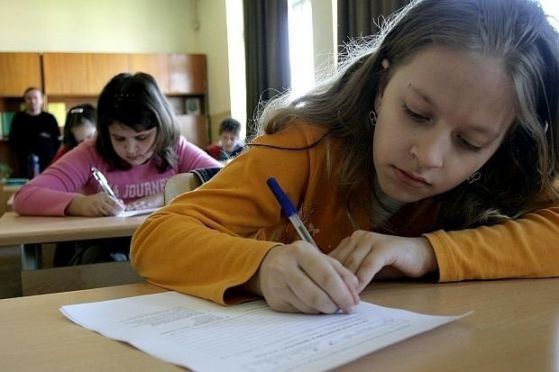 Четвъртокласниците най-зле по история