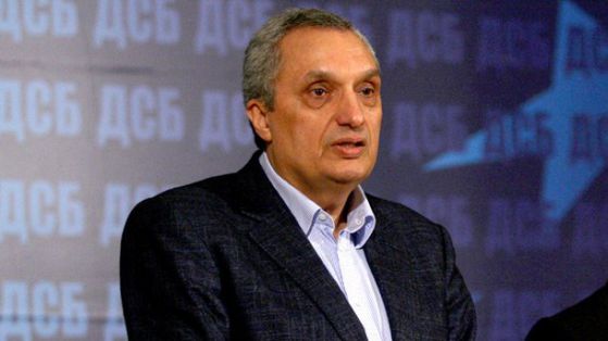 Тежките времена събрали Костов и Надежда