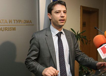 Добрев: Няма натиск от САЩ за шистовия газ