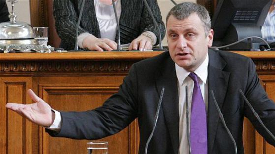 Депутат цитира OFFNews от трибуната на парламента