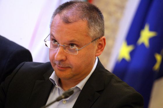 Станишев ще подкрепи румънския премиер