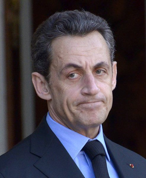 Саркози разследван за нелегално финансиране от Кадафи