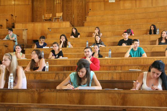 Кандидатстудентски изпит в Софийския университет. Снимка: Сергей Антонов