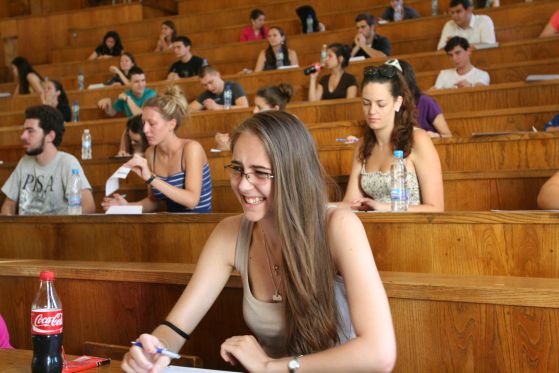 Кандидатстудентски изпит в Софийския университет. Снимка: Сергей Антонов