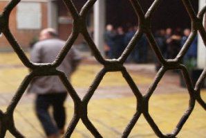 Арестуваха началника на Бургаския затвор