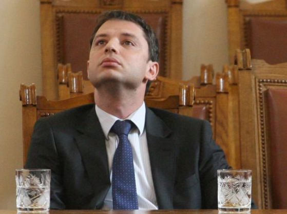 БСП изобличи Добрев, че отдавна знае за договорите с частните ТЕЦ