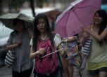 Тайфун рани десетки в Хонконг