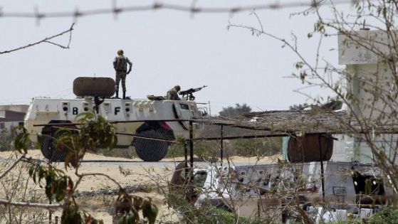 Египетската армия атакува бунтовници в Синай 