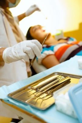 Френски зъболекари умишлено разваляли зъби  